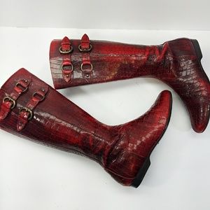 Donald J.Pliner Couture distress leather boots🎉🎊